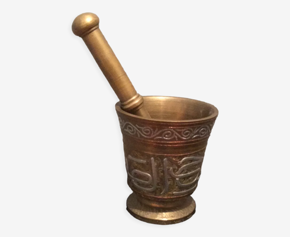 Mortar and pestle in bronze, silver and copper