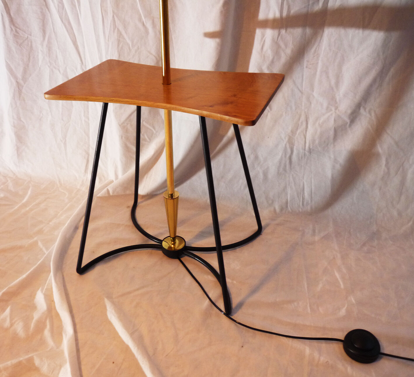 Lampadaire à tablette vintage