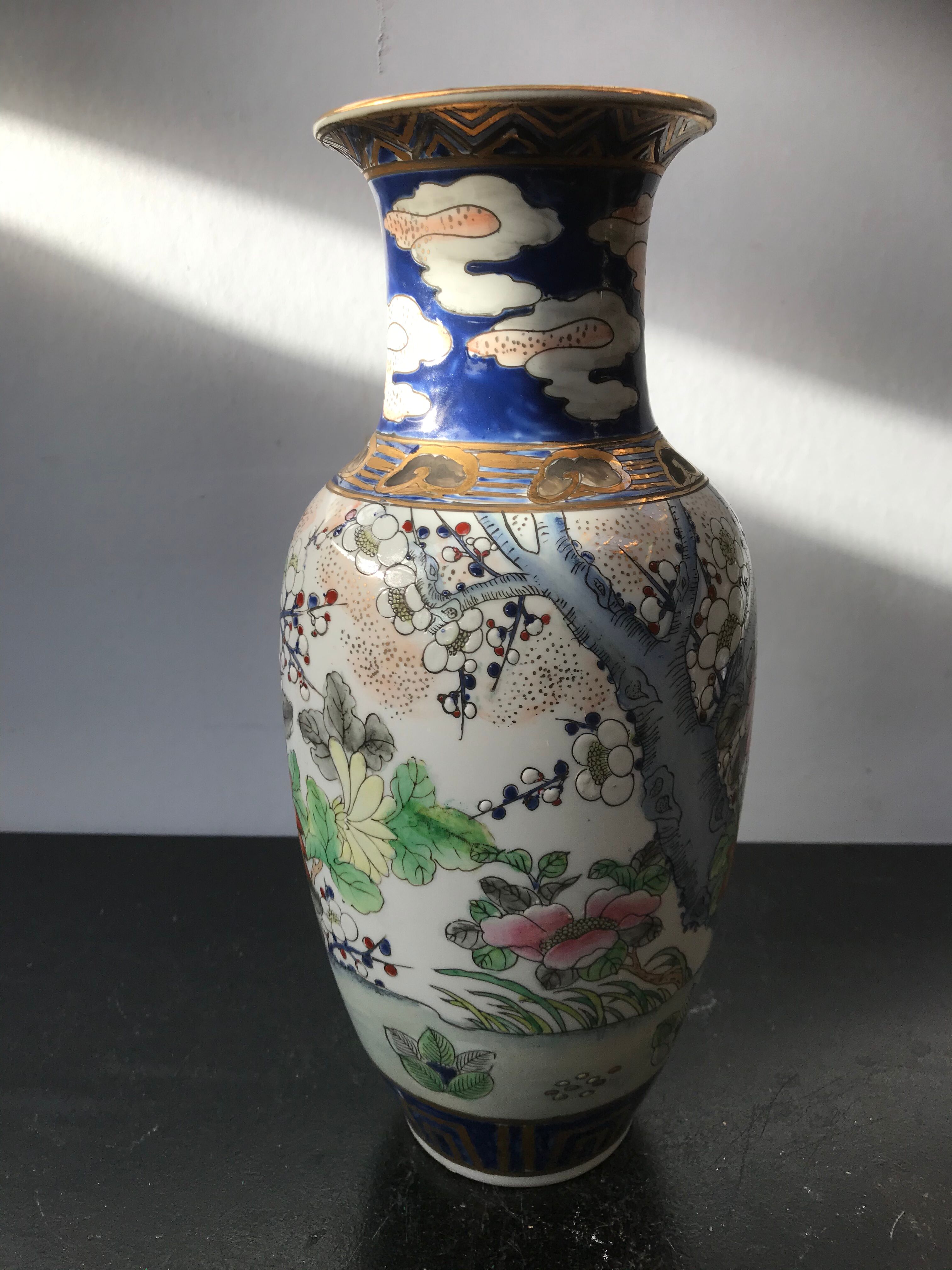 Former Chinese Vase Ceramics White Decor Flowers Enamelled Vintage