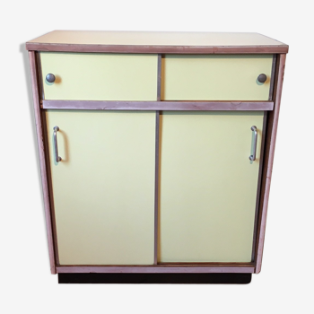 Buffet in pale yellow Formica and wood