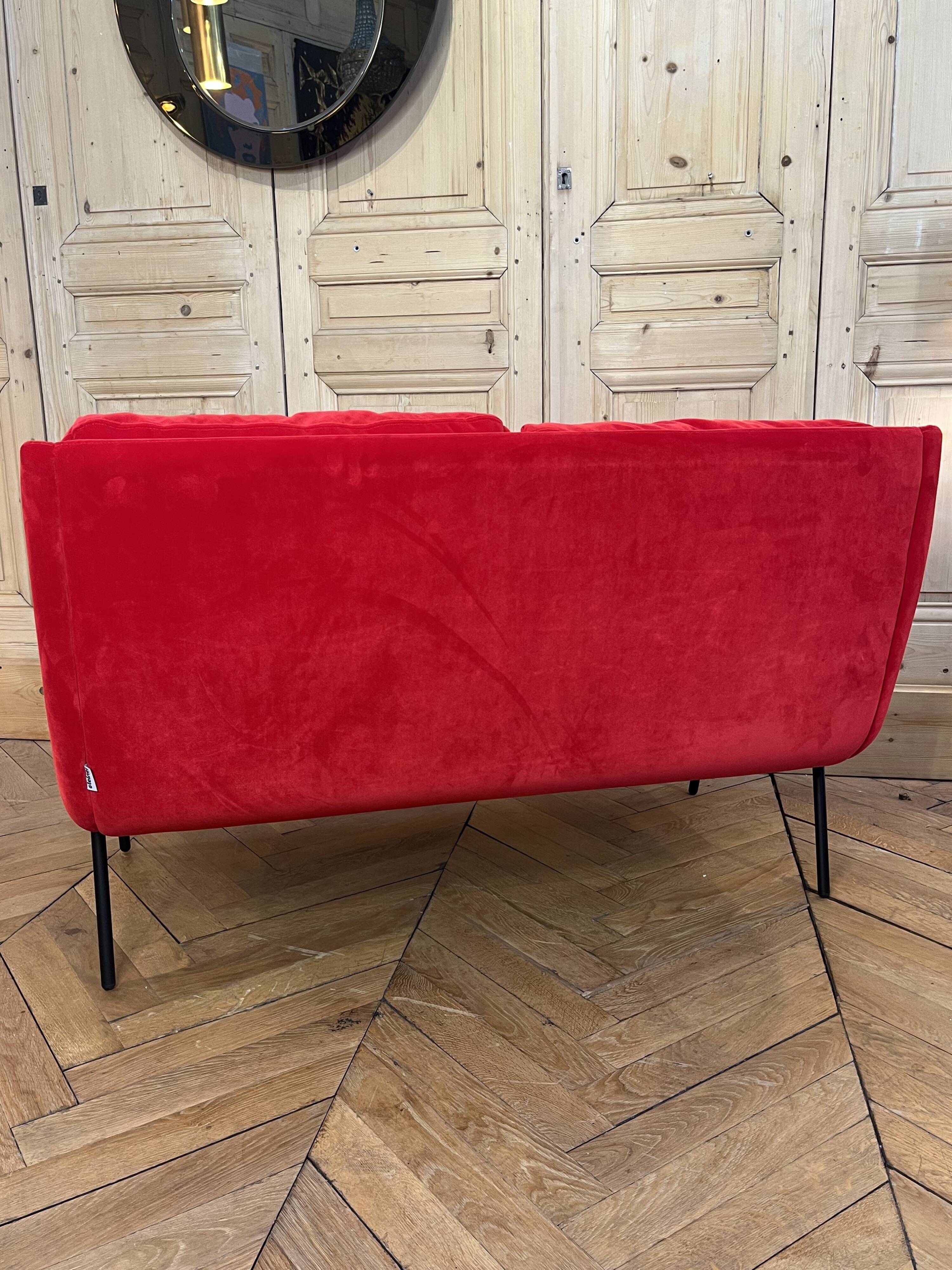 Sofa model 800 Joseph André Motte (1925-2003) Steiner Edition