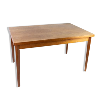 Teak dining table Henning Kjærnulf