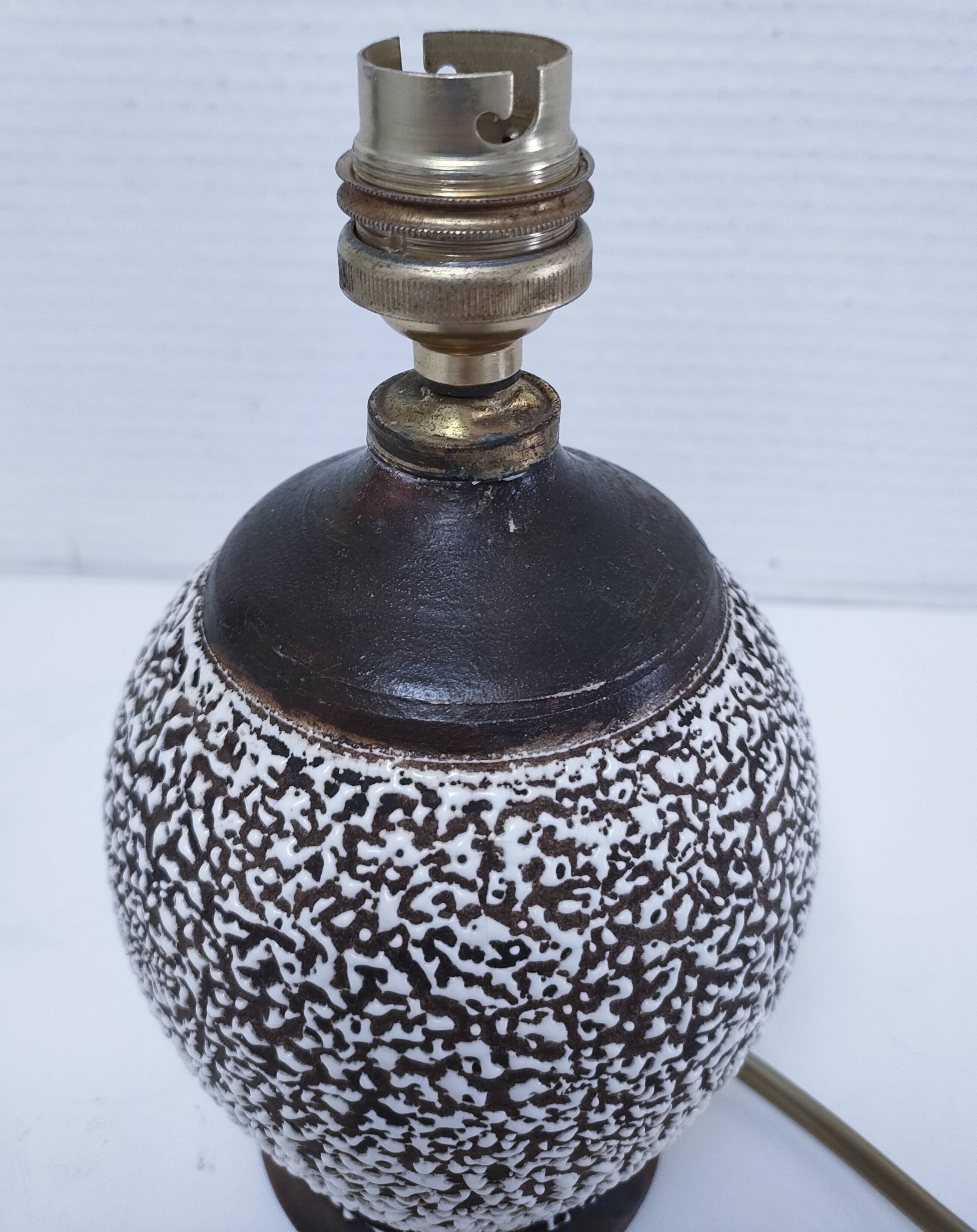 Art deco contorted ceramic lamp base in the Louis Dage Jean Besnard style from the 1930s