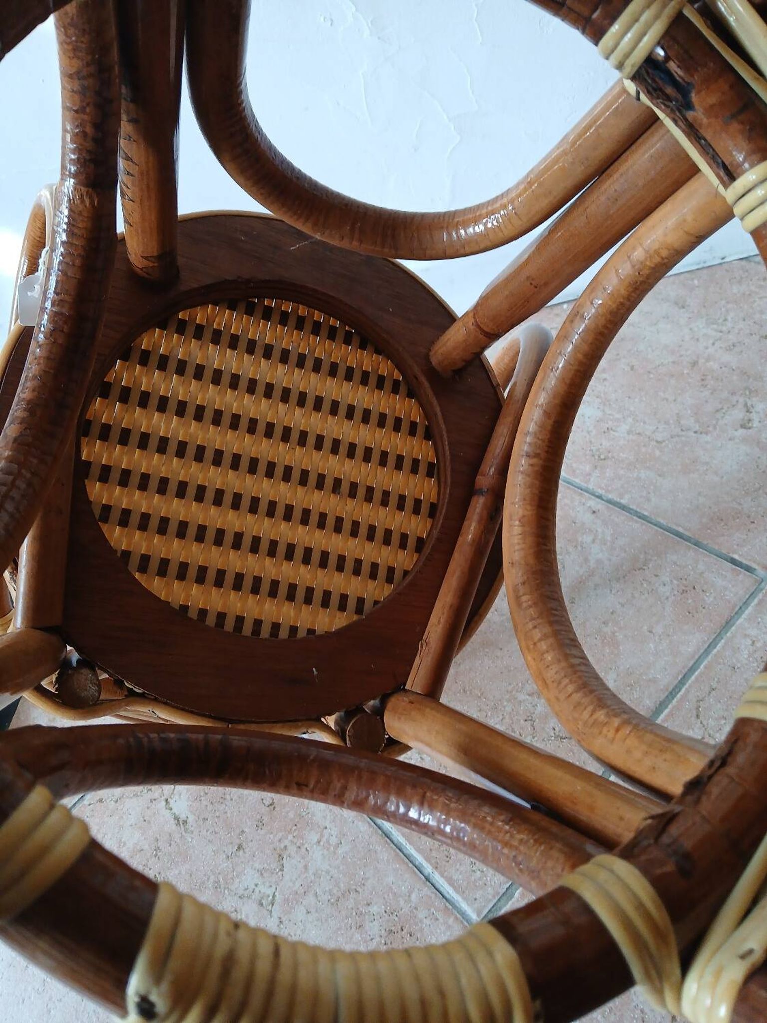 Chaise haute en rotin pour enfant