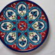 Plat émaillé à motifs géométriques