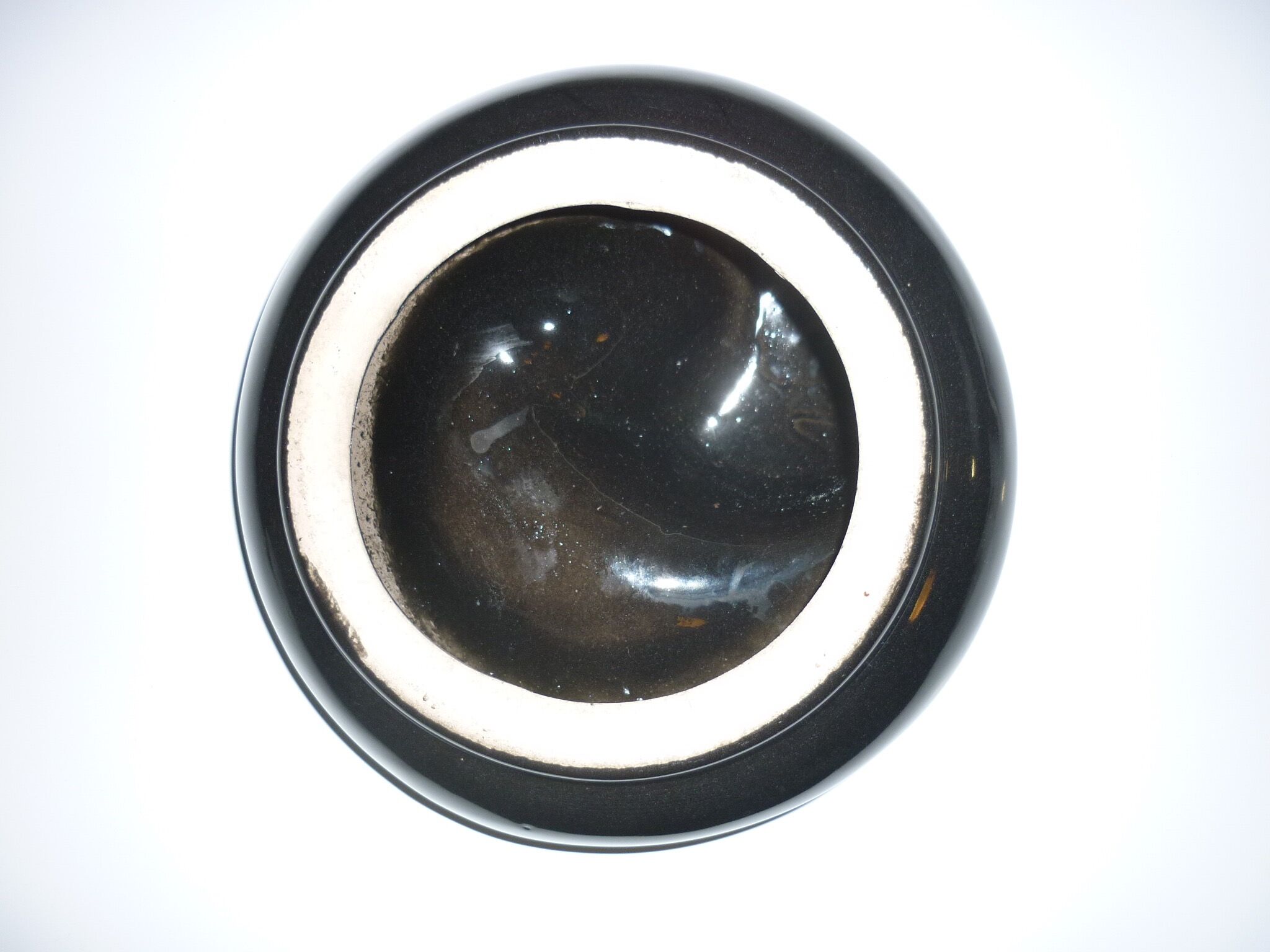 Empty round pocket Ø 20 cm black, red and yellow Vallauris style
