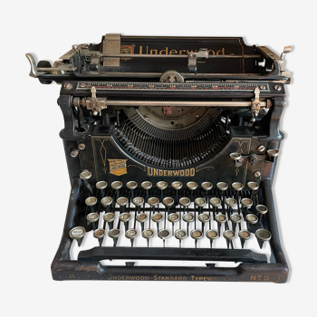 Underwood typewriter 1920