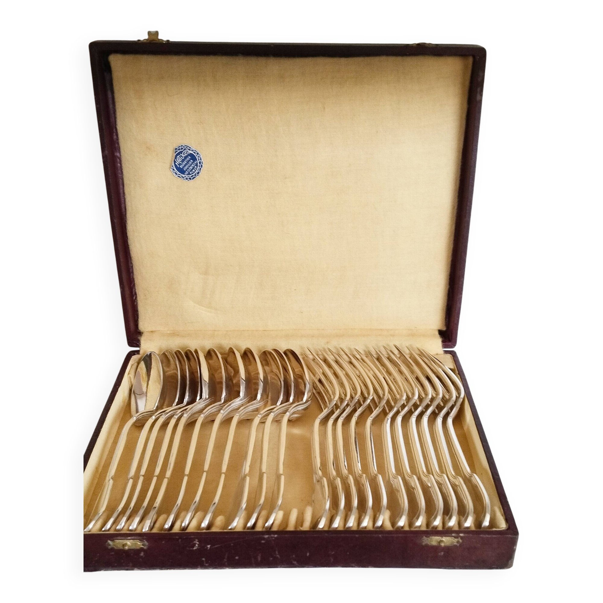 Ercuis silver-plated cutlery set, 11 forks and 11 spoons