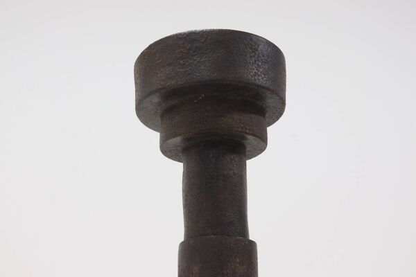 Objet cylindrique en grès brutaliste signé Studio Pottery années 1960