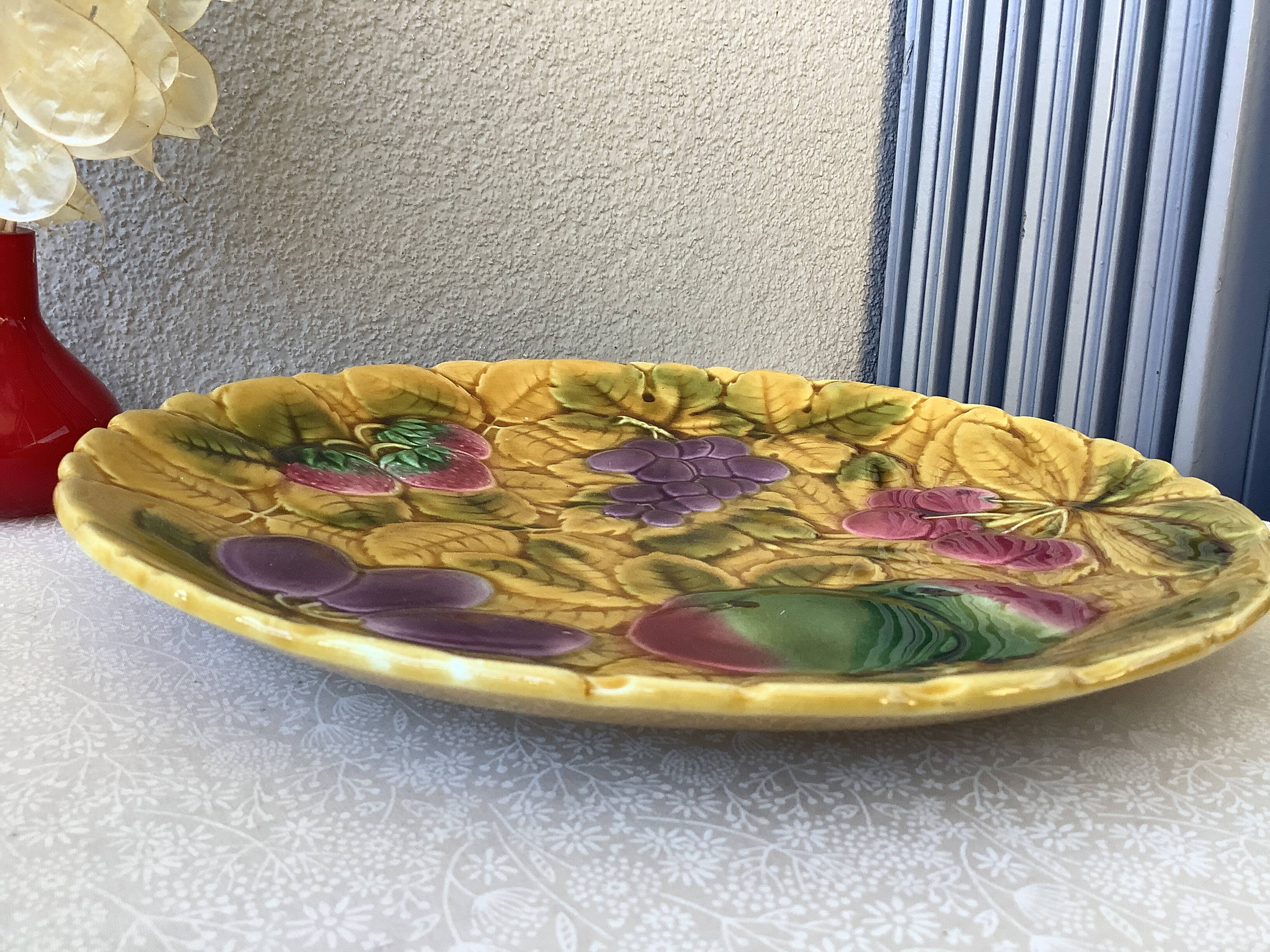 Sarreguemines barbotine serving plate