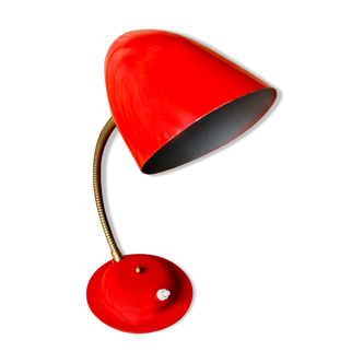 Lampe de bureau années 50 en tole emaillée rouge.