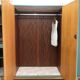 Grande Armoire des années 70, 4 portes, pieds compas, Vert Céladon