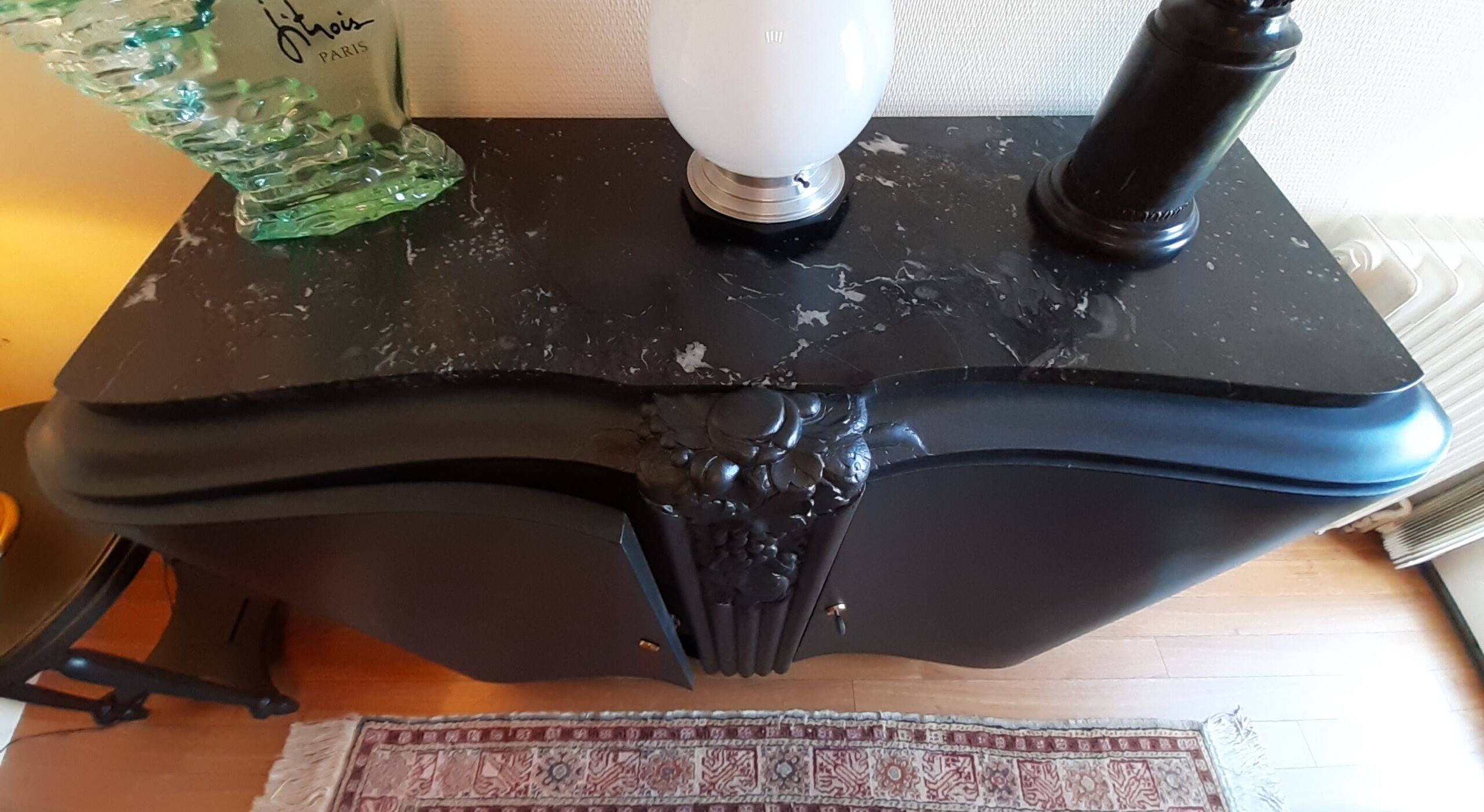 Buffet art deco black steel on marble or 2-door dresser