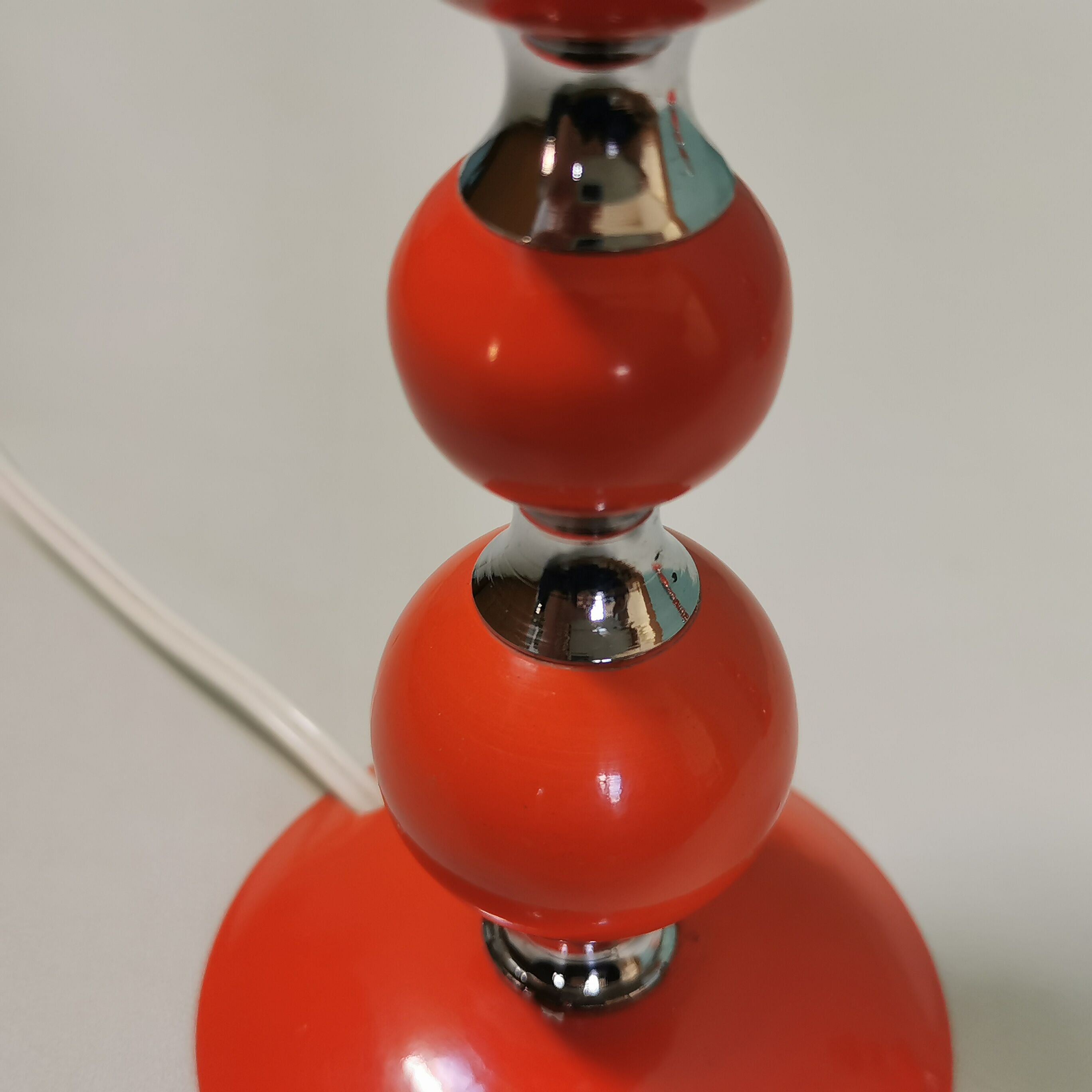 70s lamp feet