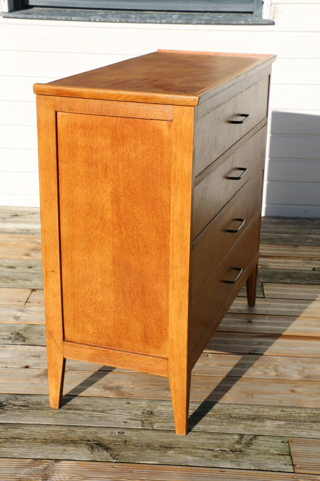 Chest of drawers with 4 drawers, light oak, 1960.