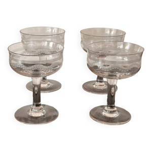 4 coupes à champagne