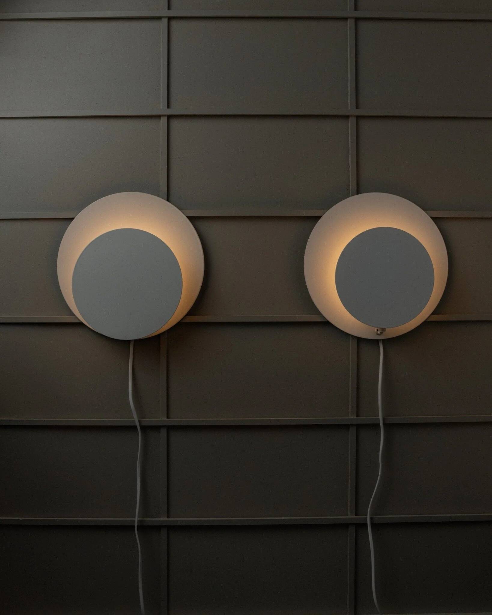 White metal Cirkel wall lamps by Kjeld Darø - set of 2, Danish 1980s diffused light
