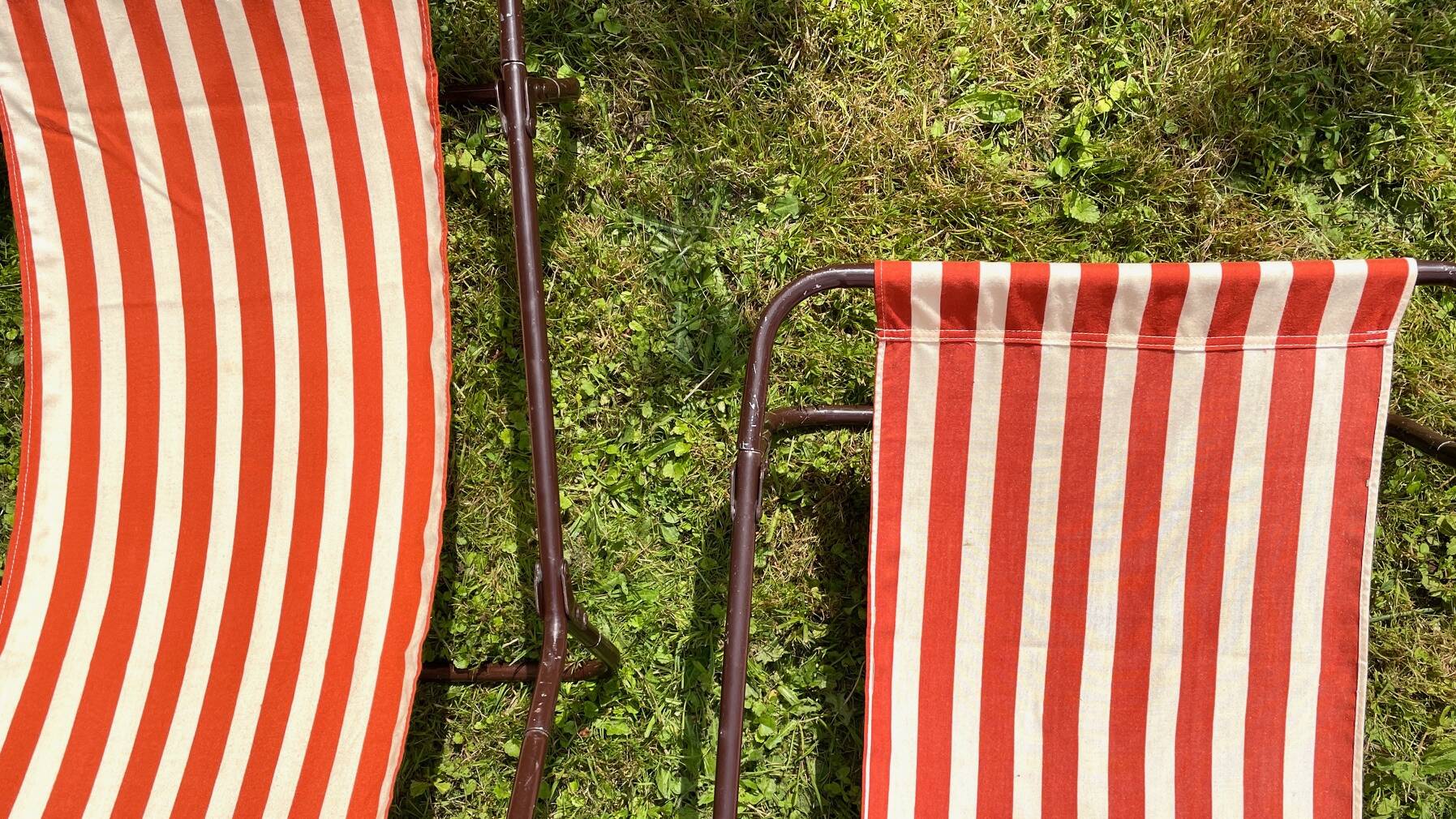 Vintage portable and removable deckchair