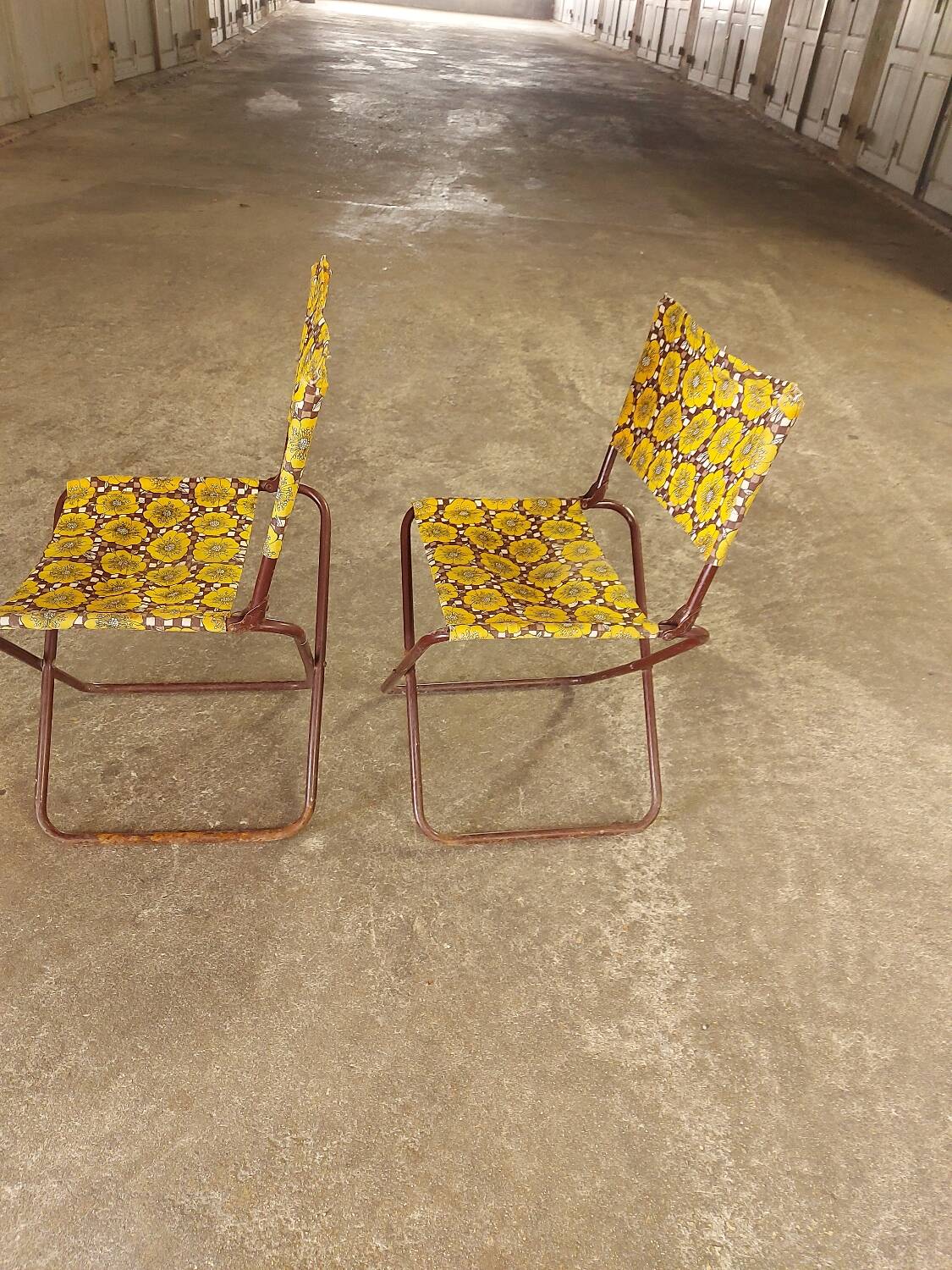 2 vintage folding camping chairs