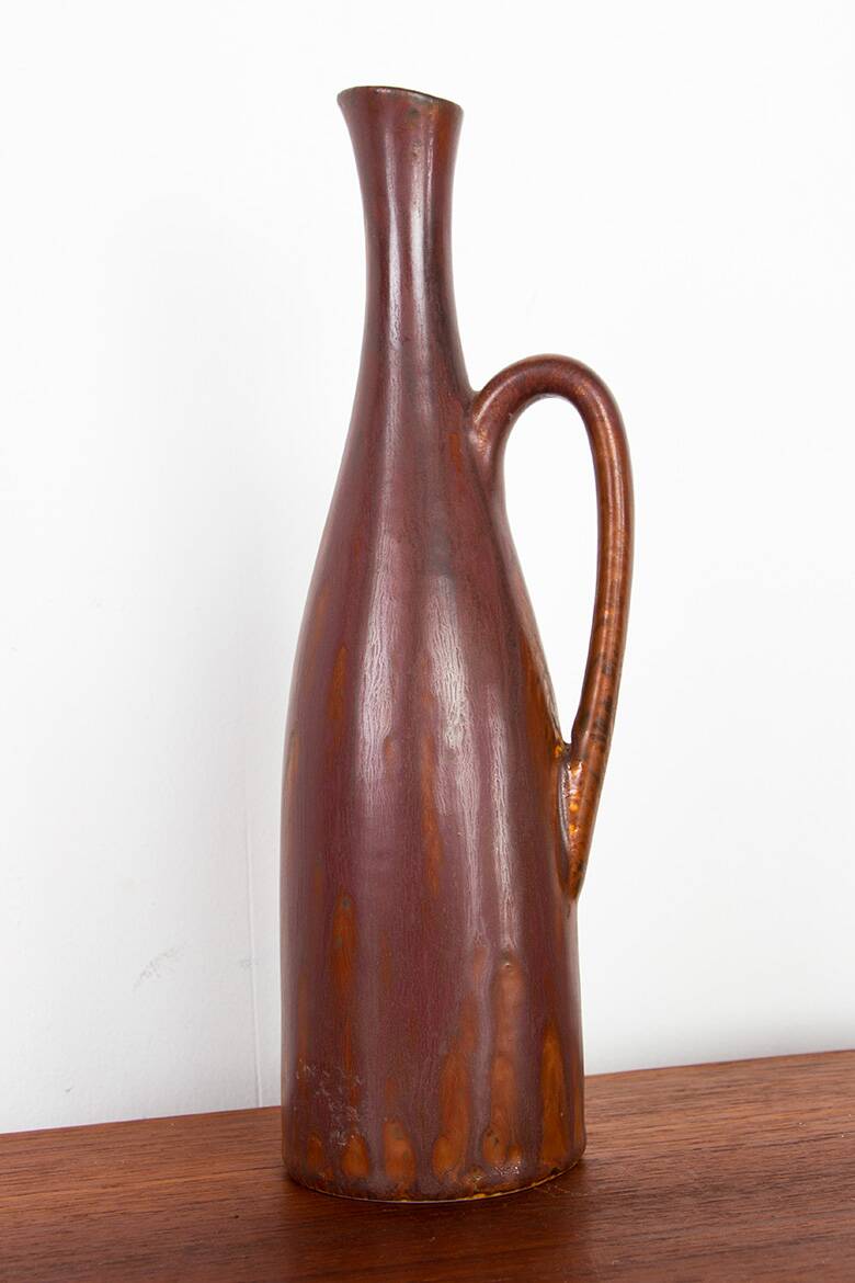 Brown glazed ceramic vase by Gunnar Nylund for Rörstrand.