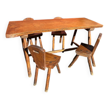 Table and 4 wooden chairs set