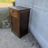 Parisian buffet with one door