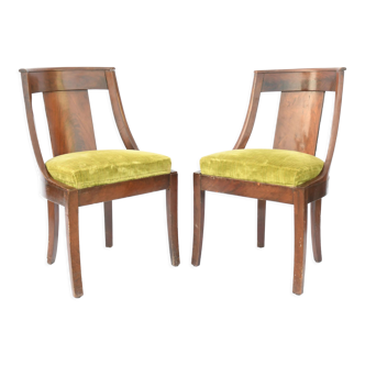 Pair of gondola chairs