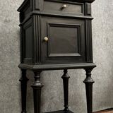 Table de nuit ou chevet style Louis XVI laqué noir