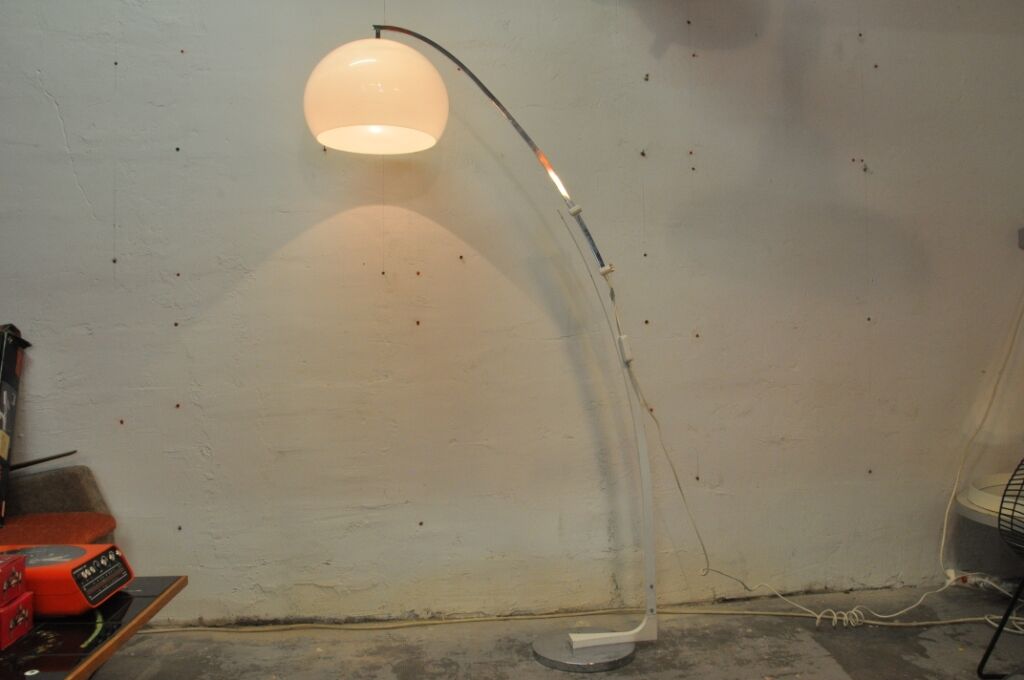 Lamp design arc of Goffredo Reggiani of 1960s Italy