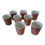 8 tasses / verres anciens en grès vernisse