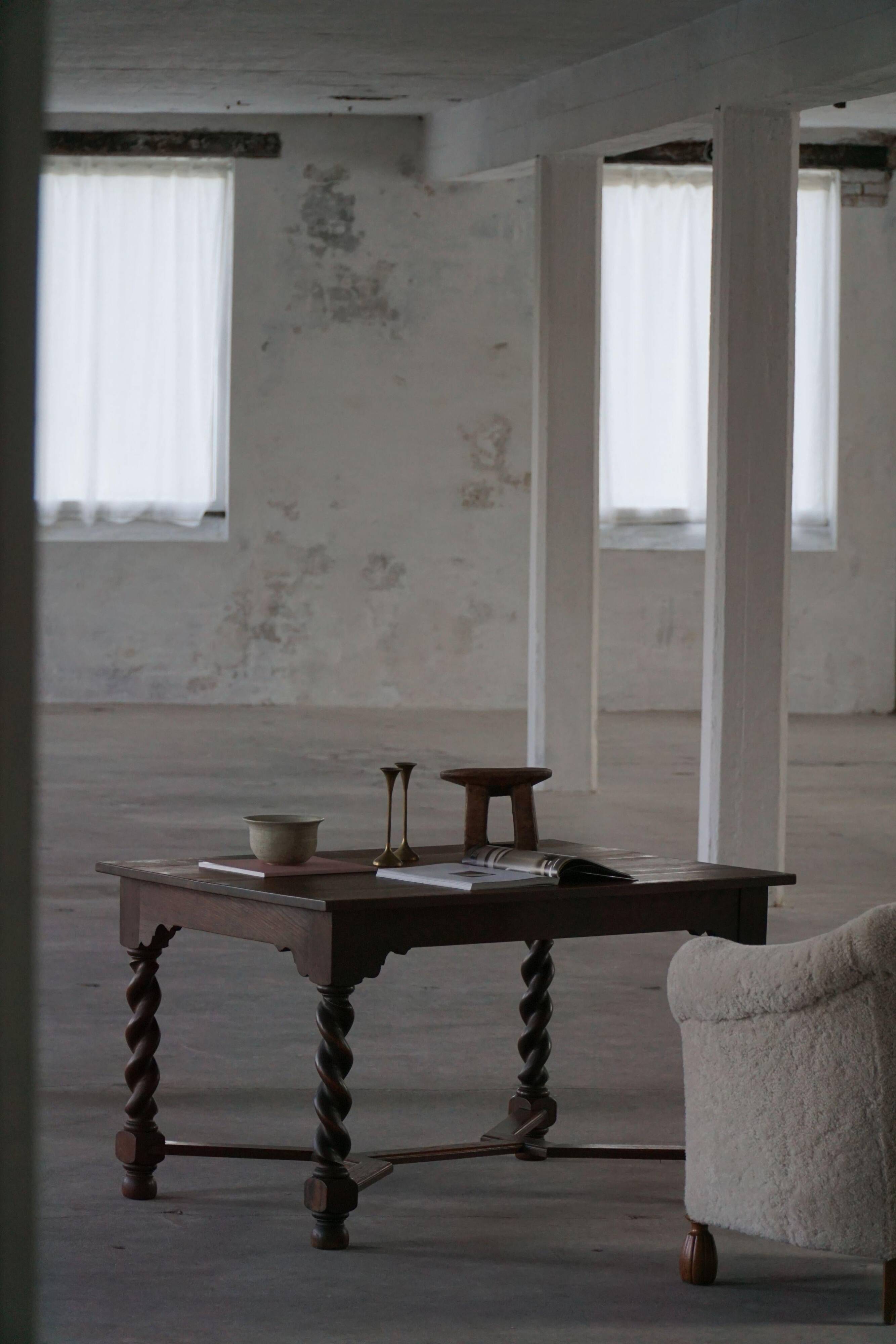Bureau / Dining table in oak with Danish baroque inspiration and twisted legs, 1900s.