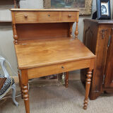 Writing desk with pediment