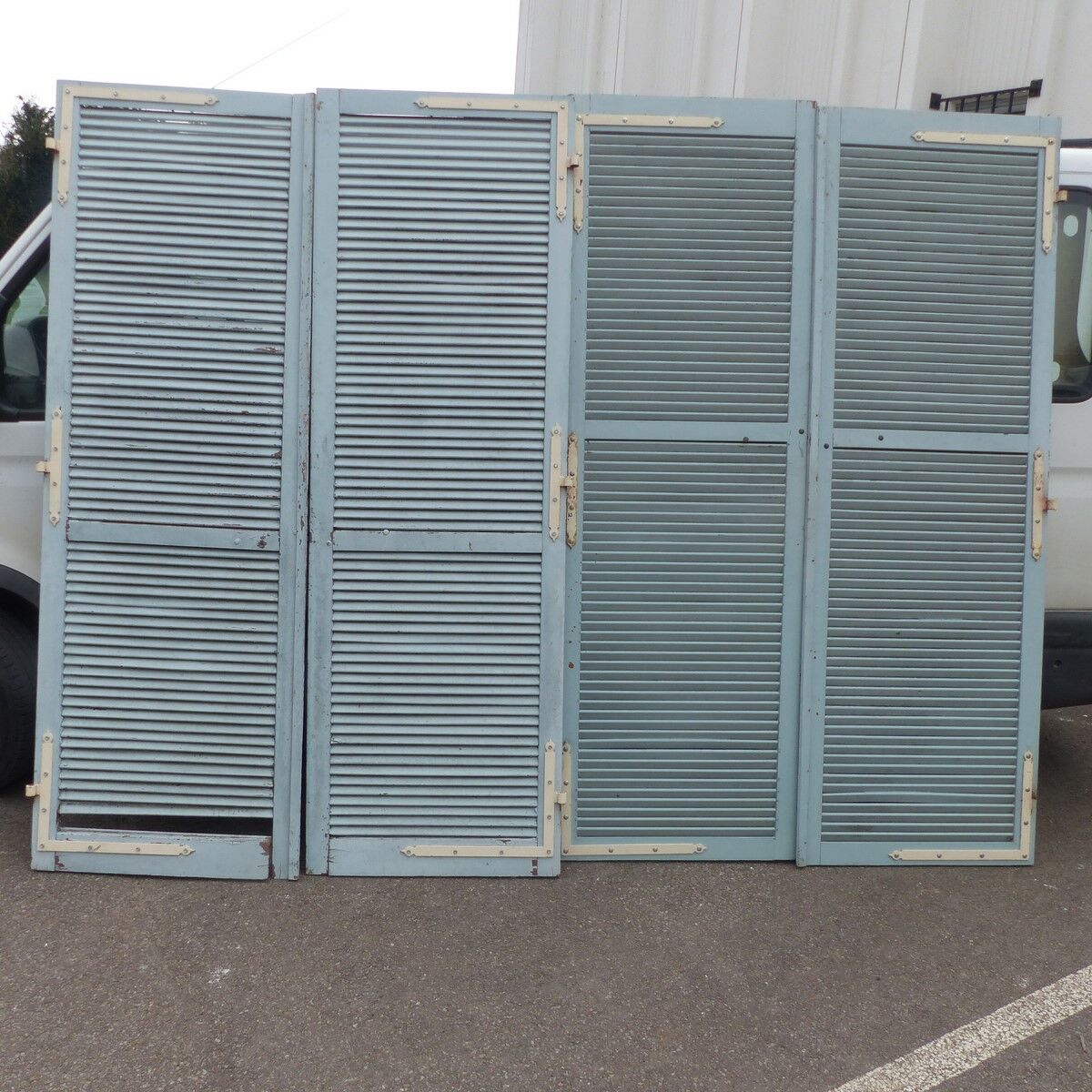 suite of 4 shutters wooden dim L 300 cm x H 228 cm
