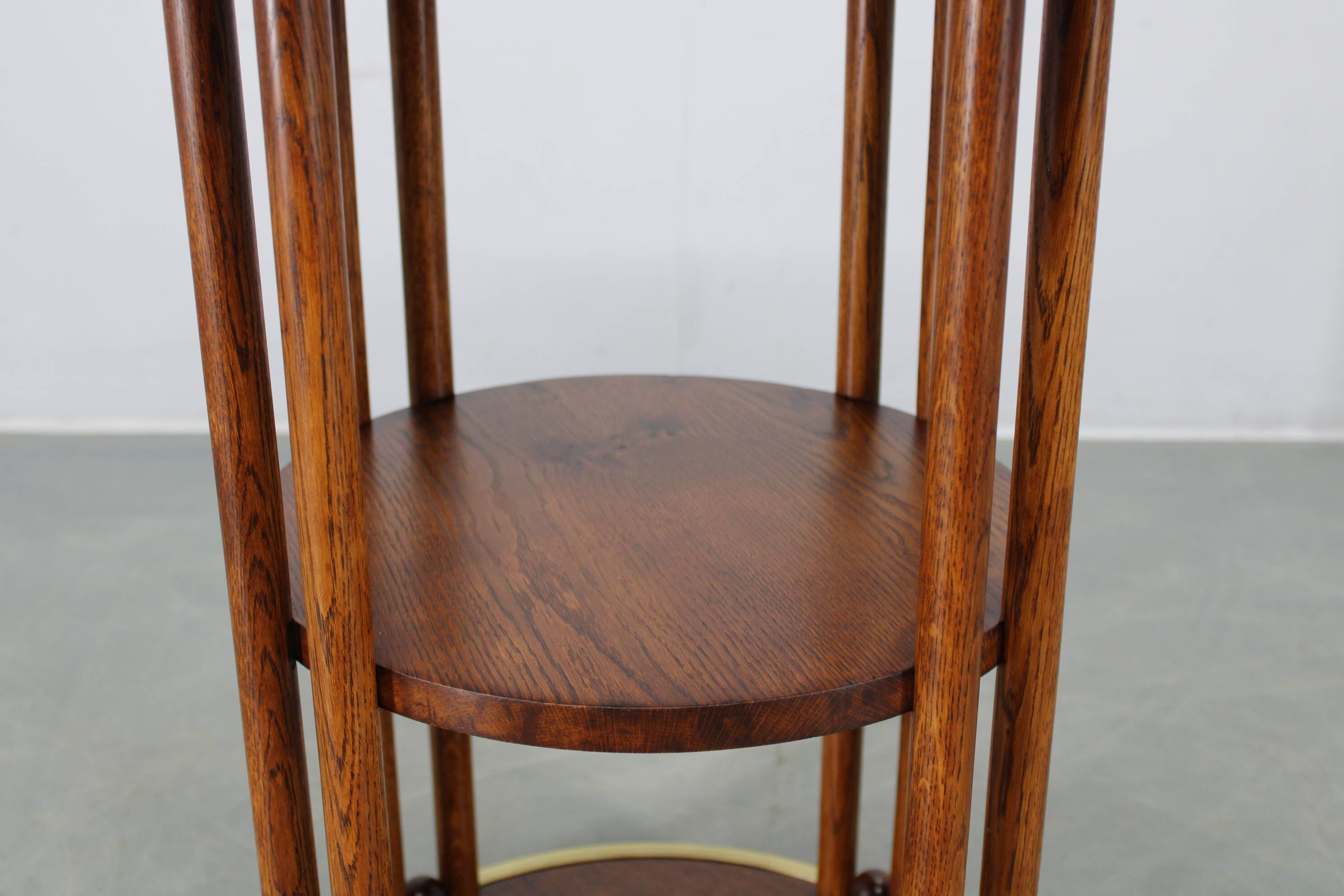 Vienna Secession coffee table in oak and brass, Czechoslovakia, 1920s.
