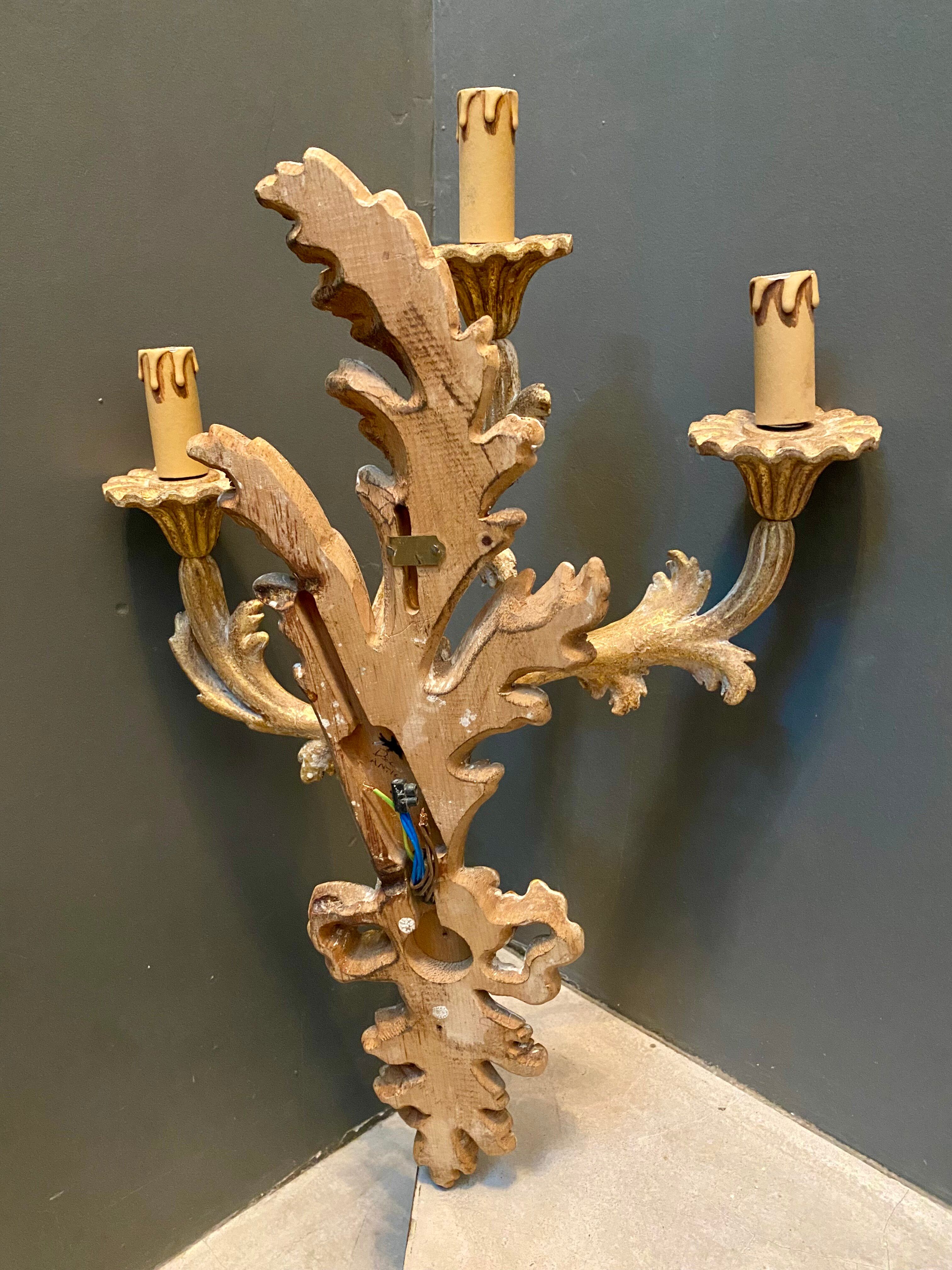 Golden wood wall light