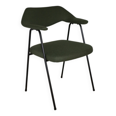 Fauteuil 675 Robin Day Airborne