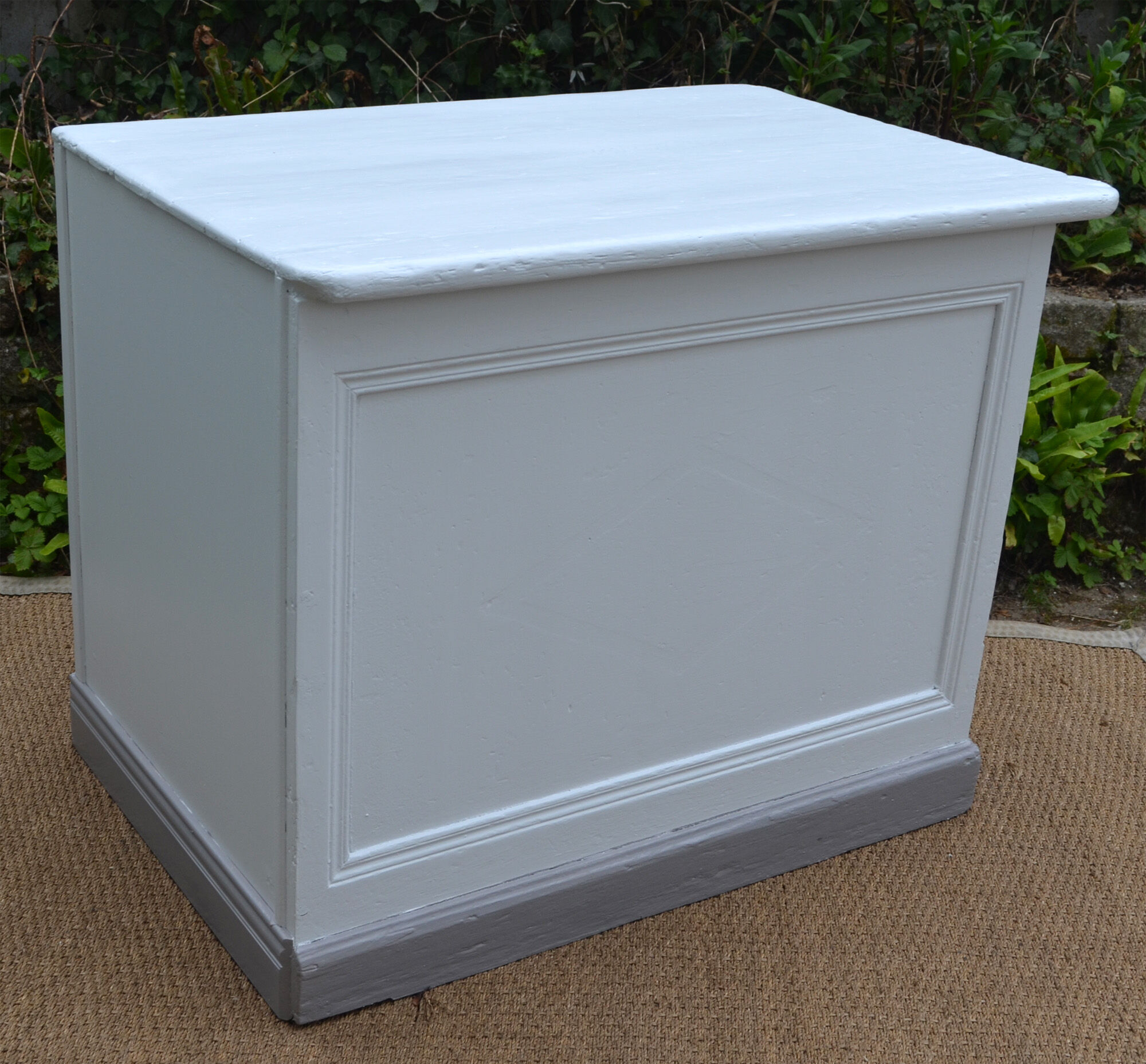 Small counter