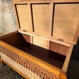 Wicker chest