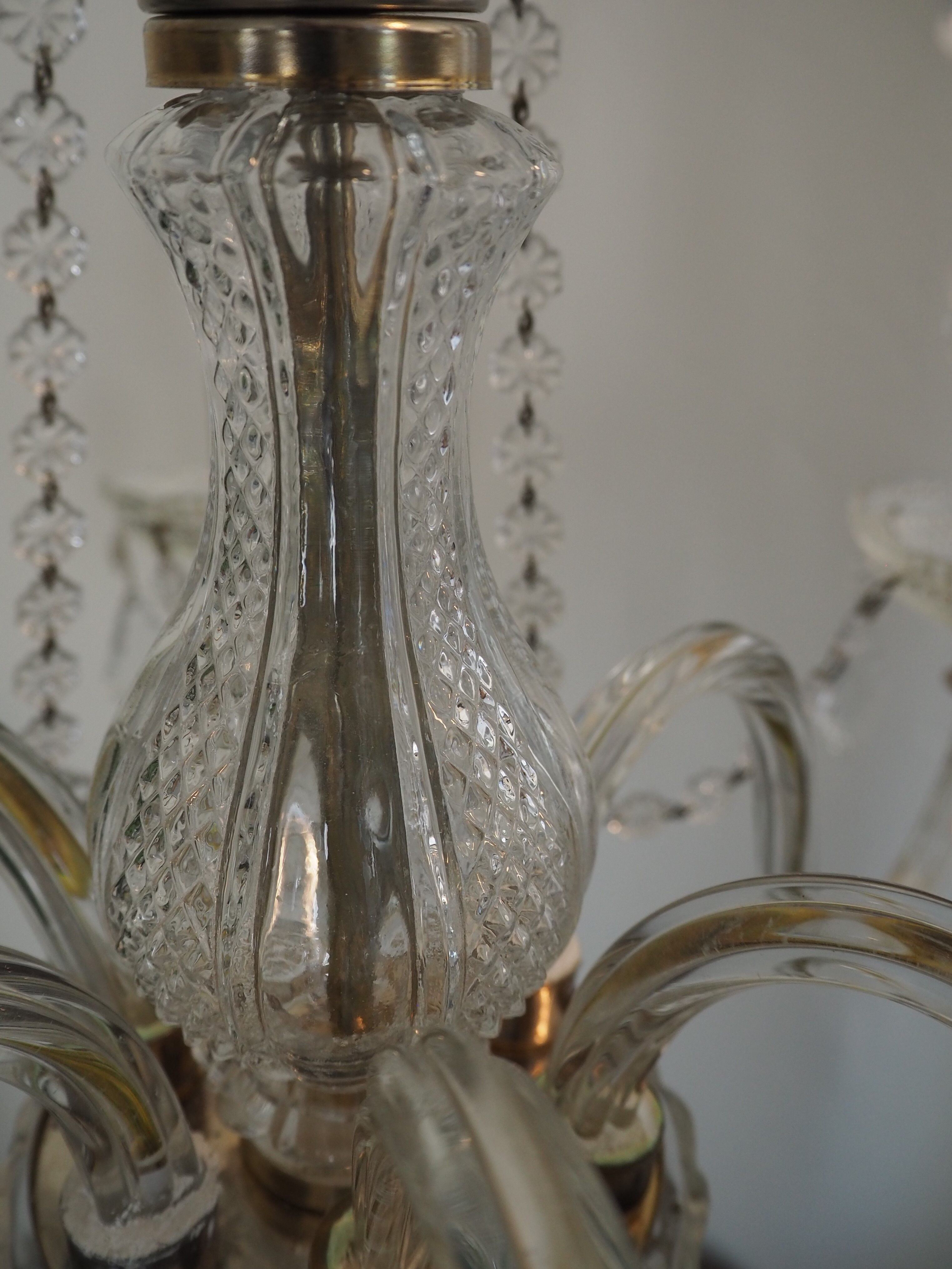 6-light chandelier with tassels