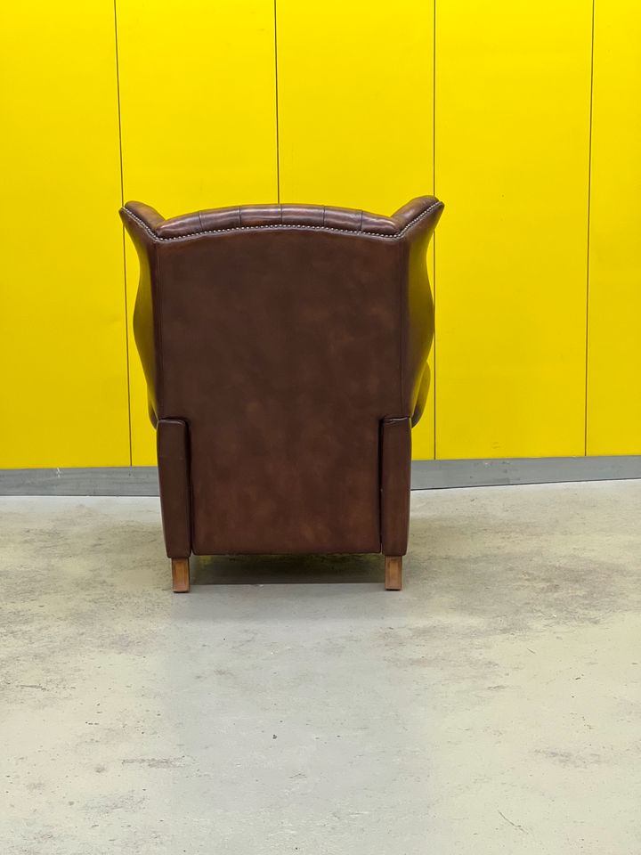 Fauteuil inclinable chesterfield vintage fait main marron