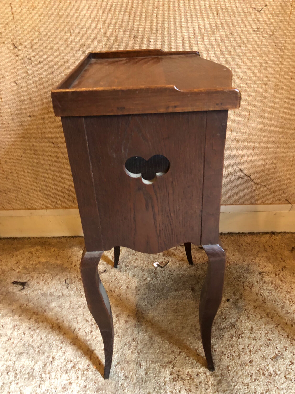 Bedside table or pedestal table