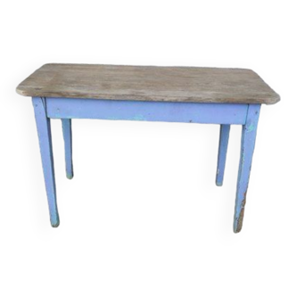 Farmhouse table