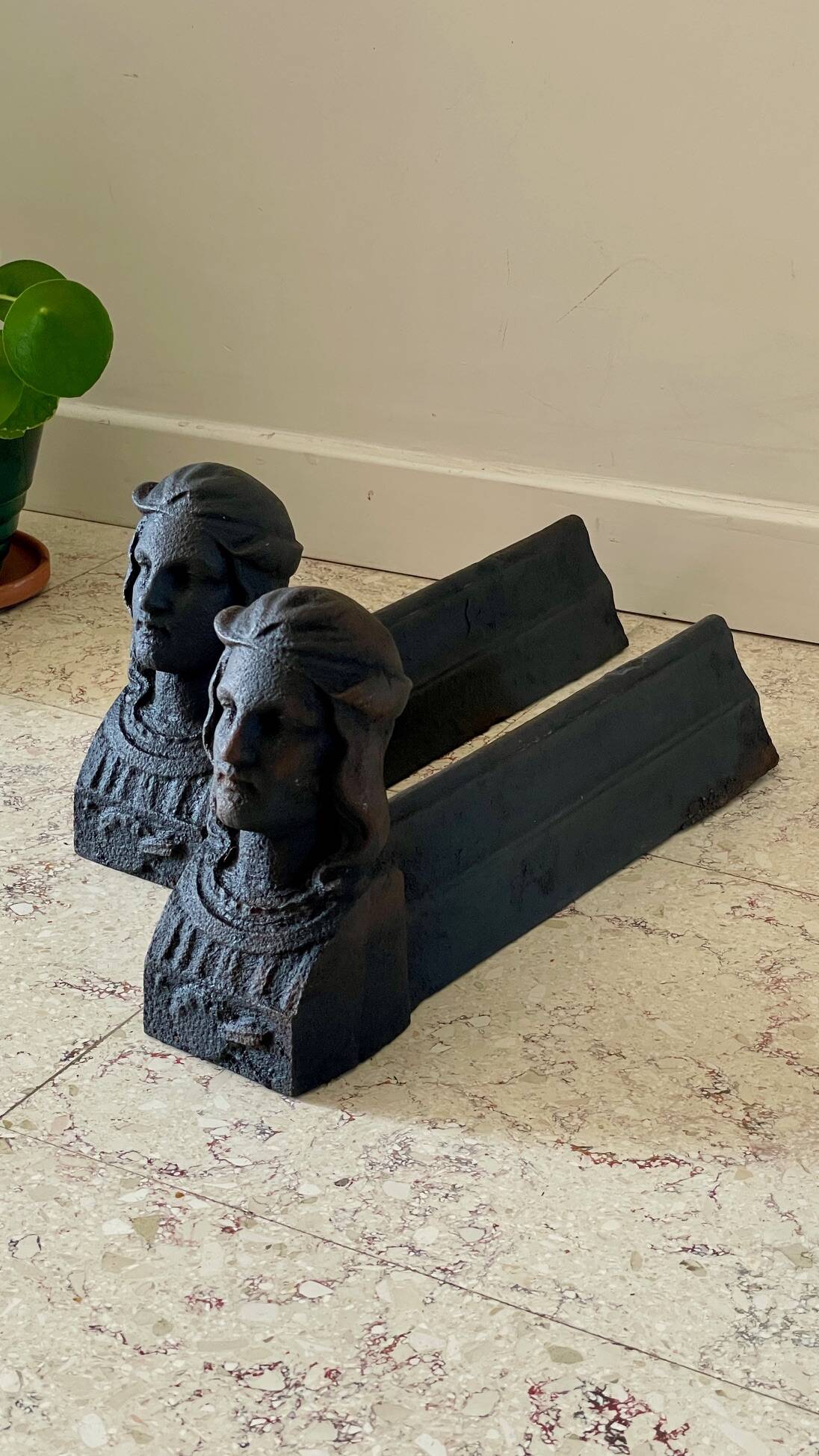 Chenets antique cast iron vintage