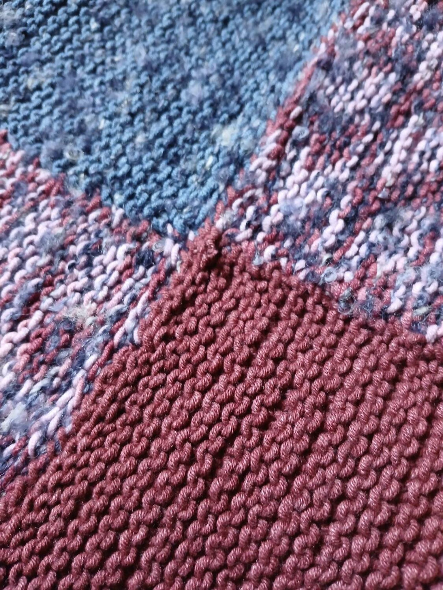 Plaid en patchwork tricoté main
