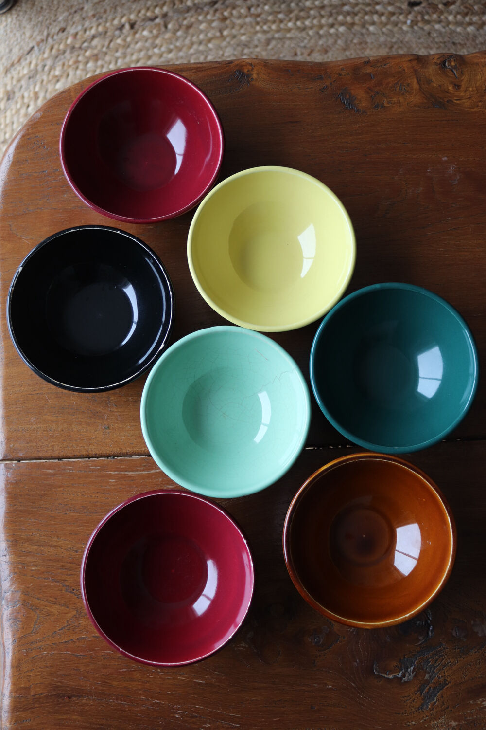 Set of 7 ceramic bowls – multicoloured textured design
