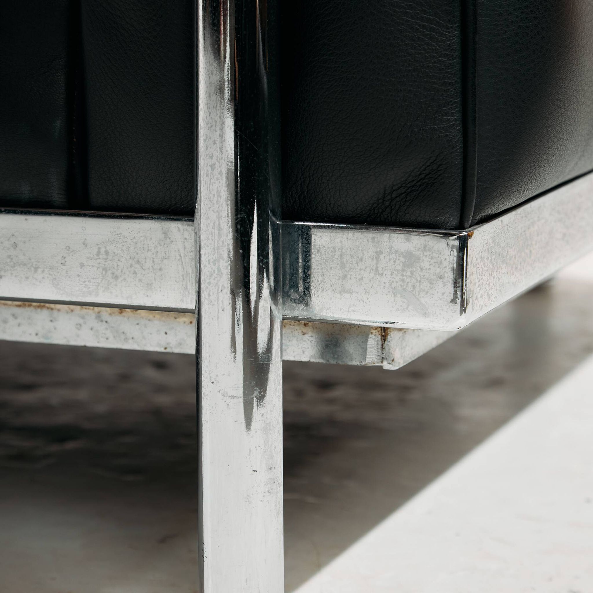 LC2 sofa by Le Corbusier, Pierre Jeanneret and Charlotte Perriand for Cassina