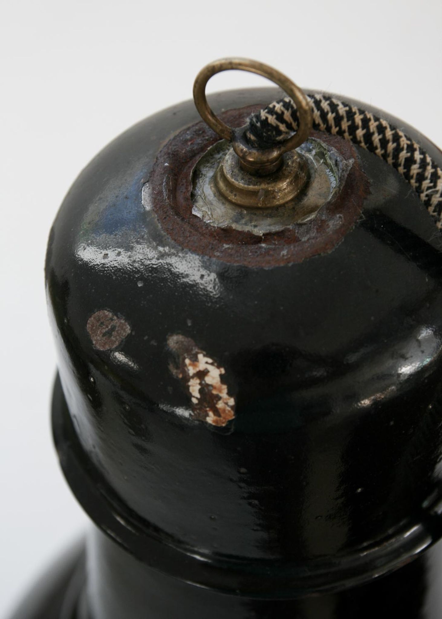 Suspension industrielle années 1950