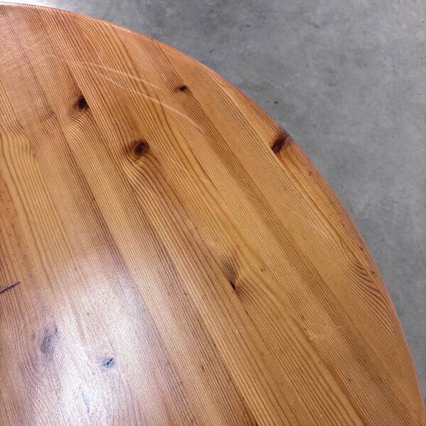 Glostrup solid pine, round / oval dining table, 1970s
