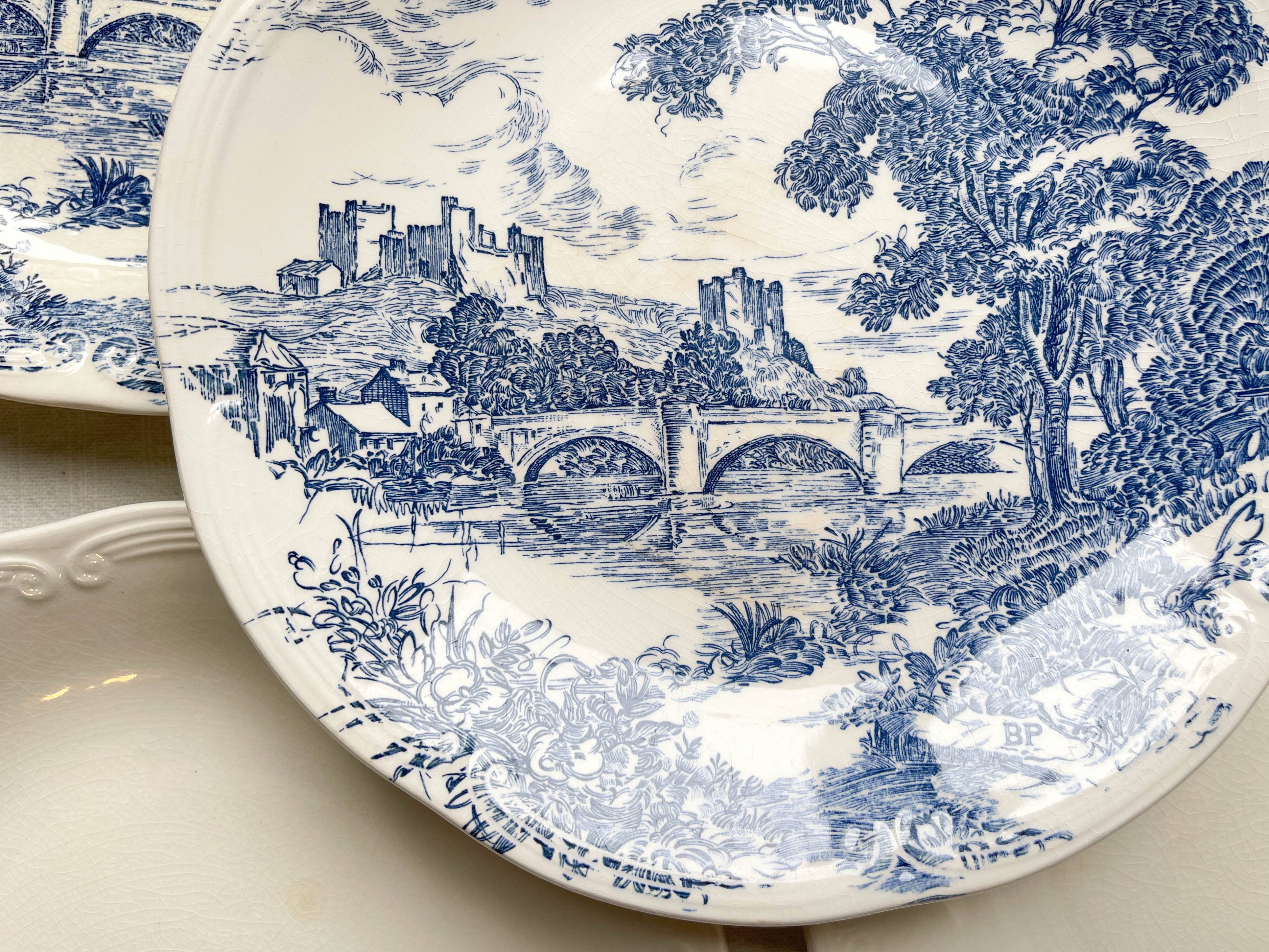 5 vintage Gien earthenware plates from France, mismatched, vintage blue pattern