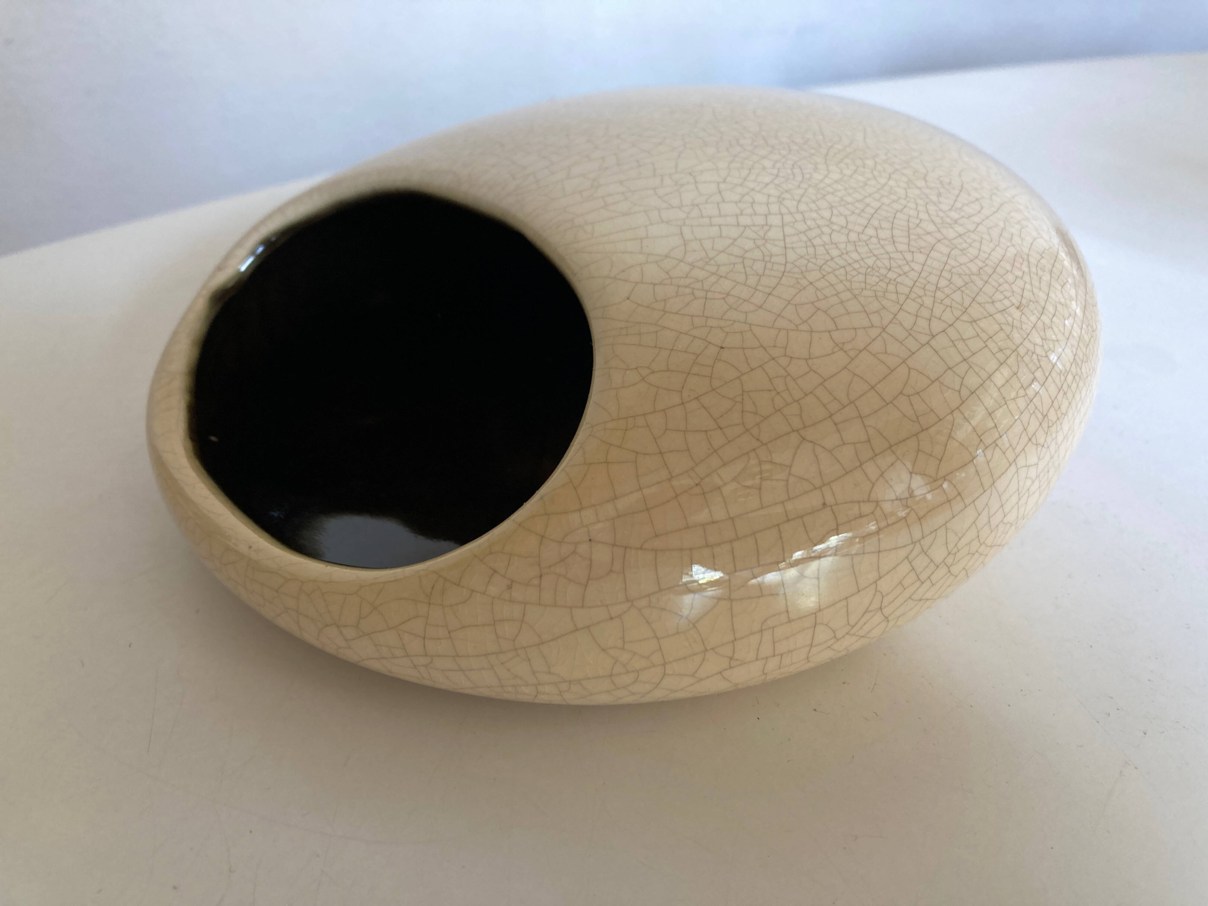 Space age 1970 ceramic pebble ashtray